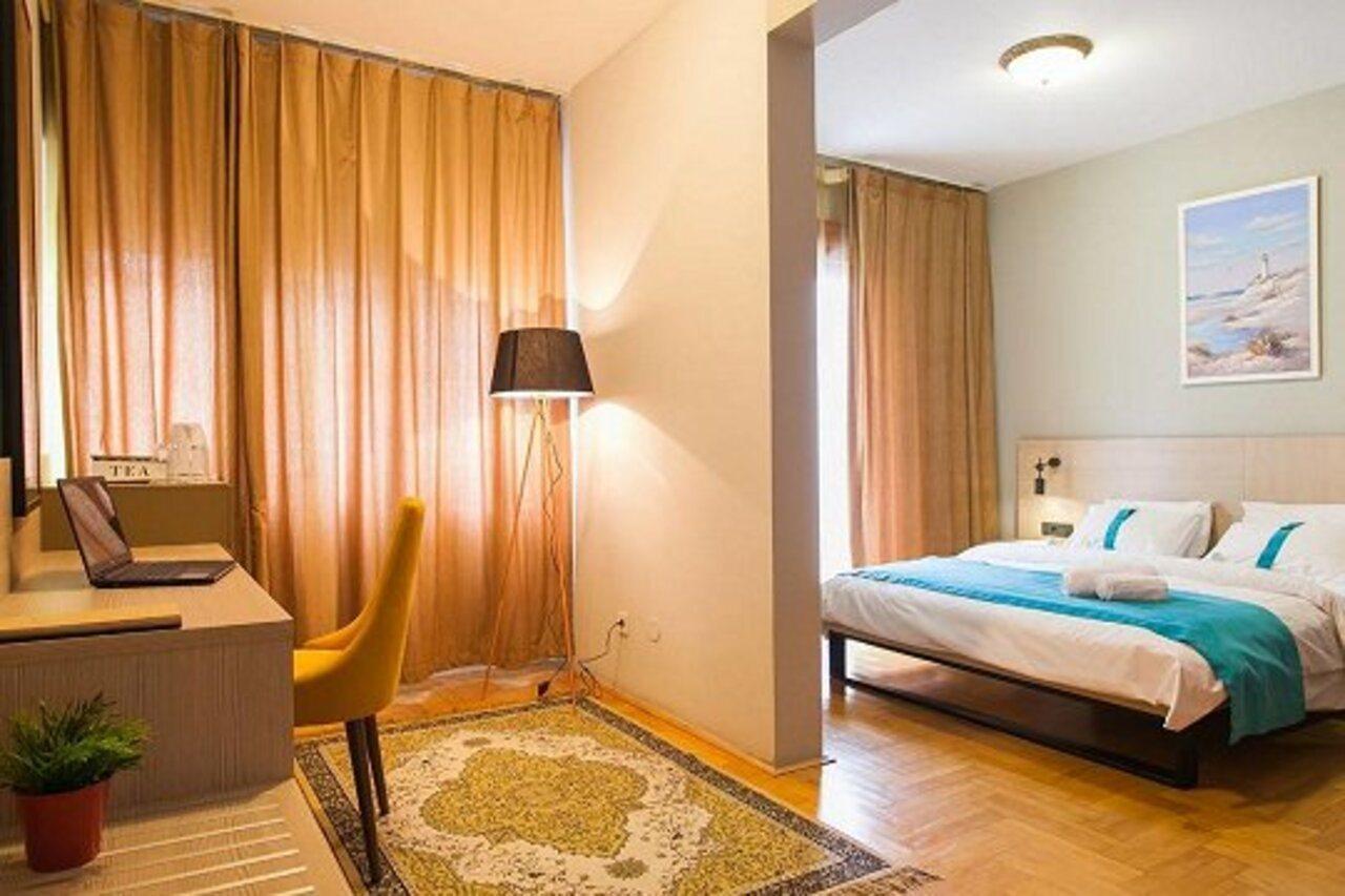Hotel Magnolia Tivat Kültér fotó