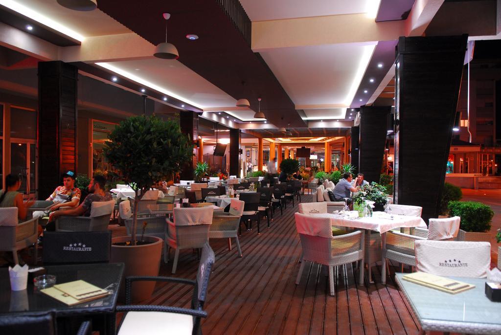 Hotel Magnolia Tivat Kültér fotó