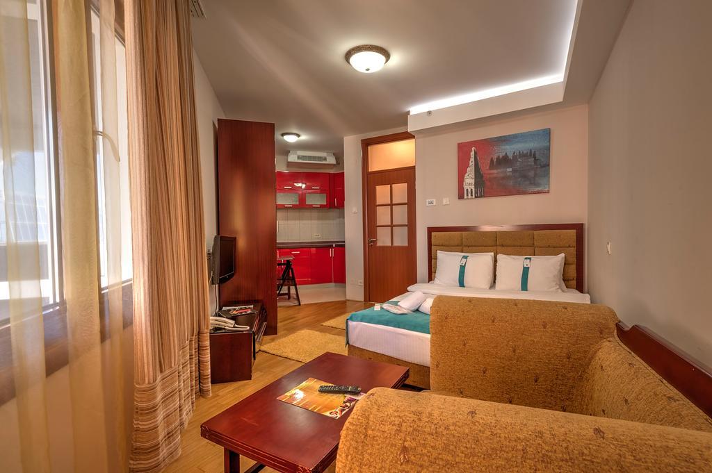 Hotel Magnolia Tivat Kültér fotó
