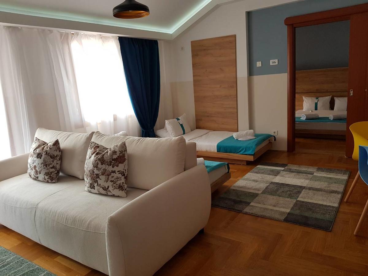 Hotel Magnolia Tivat Kültér fotó