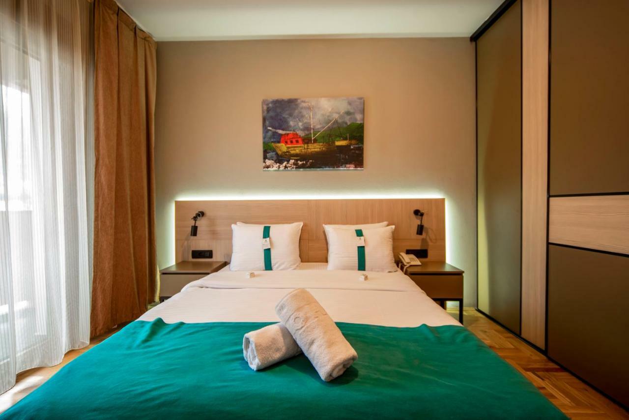 Hotel Magnolia Tivat Kültér fotó