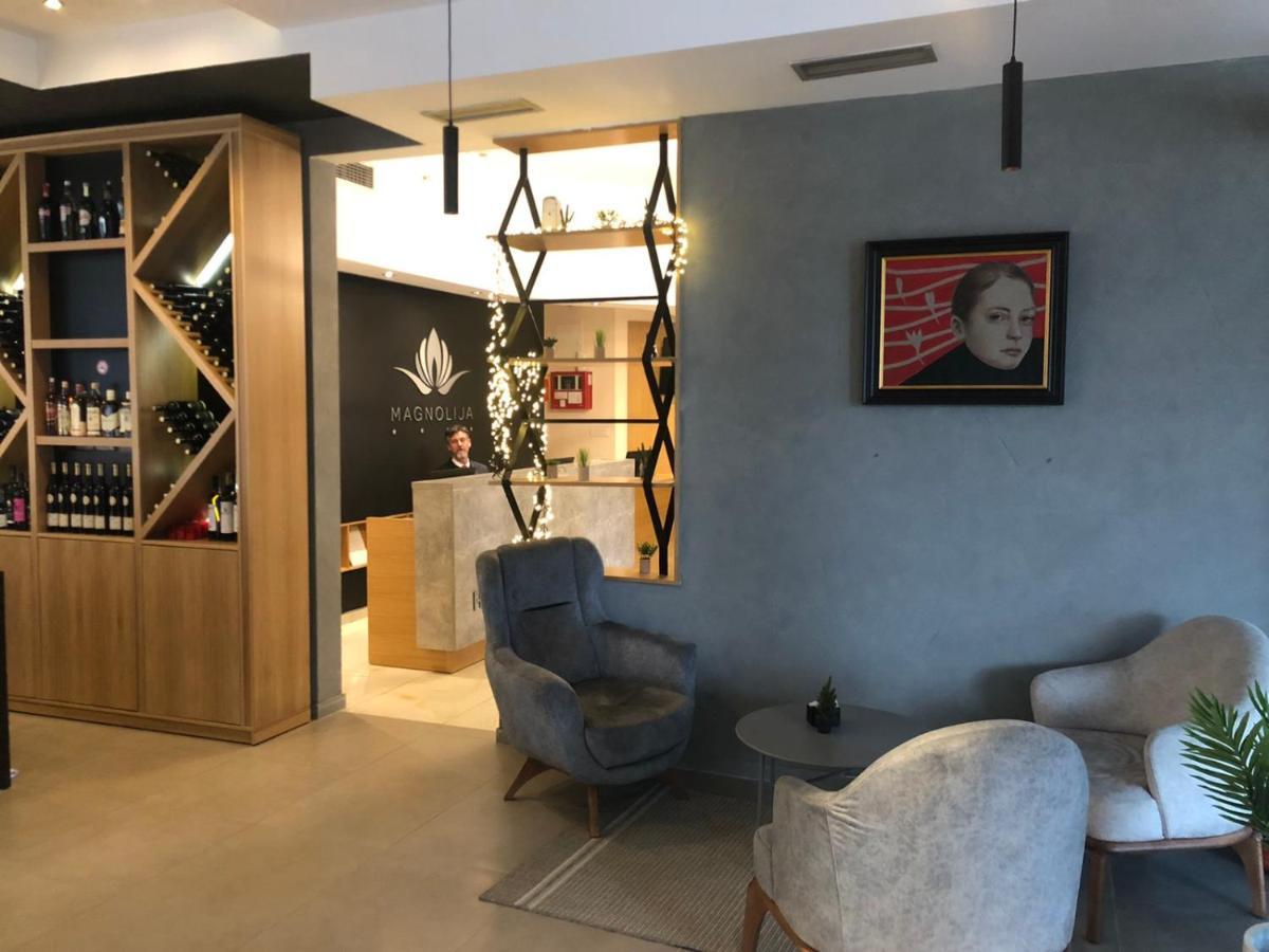 Hotel Magnolia Tivat Kültér fotó